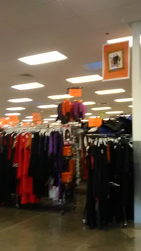 Thrift Store «Goodwill», reviews and photos