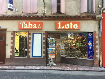 Le Tabac De La Place à Prades