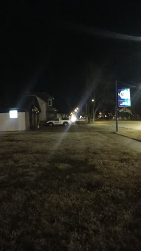 Auto Parts Store «NAPA Auto Parts - Trenton Auto Supply», reviews and photos, 107 E Broadway, Trenton, IL 62293, USA