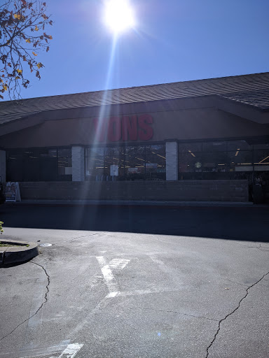 Grocery Store «Vons», reviews and photos, 550 E Baseline Rd, Claremont, CA 91711, USA