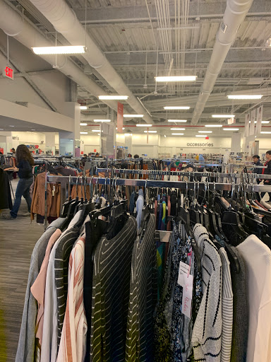 Department Store «Nordstrom Rack Skyview Center», reviews and photos, 4024 College Point Blvd, Flushing, NY 11354, USA