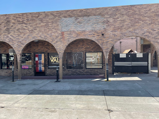 Tobacco Shop «Roupik Smoke Shop», reviews and photos, 725 S Glendale Ave, Glendale, CA 91205, USA
