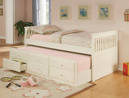 Furniture Store «Cesar Furniture», reviews and photos, 815 S Layton Blvd, Milwaukee, WI 53215, USA