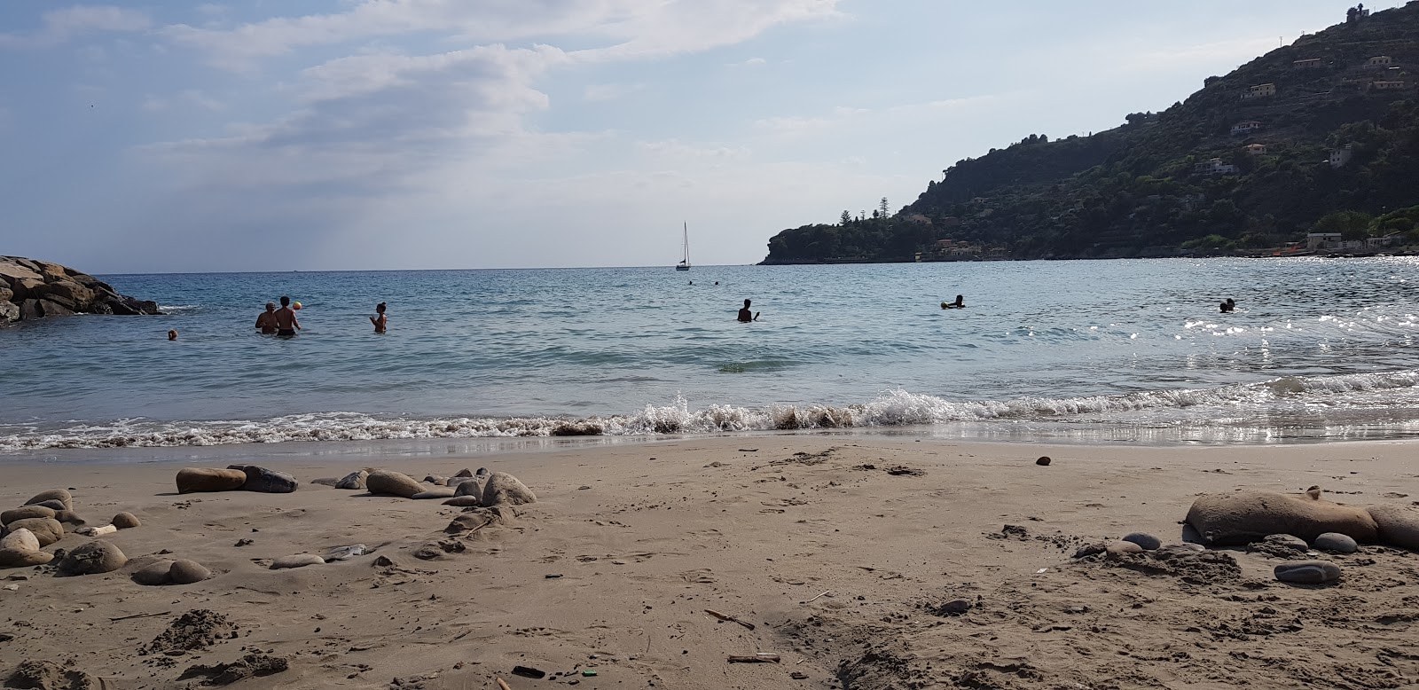 Foto av Spiaggia Baia Verde med liten vik