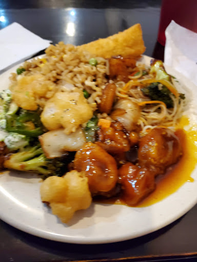 Shopping Mall «Lake Sherwood Mall», reviews and photos, 4520 S Sherwood Forest Blvd, Baton Rouge, LA 70816, USA