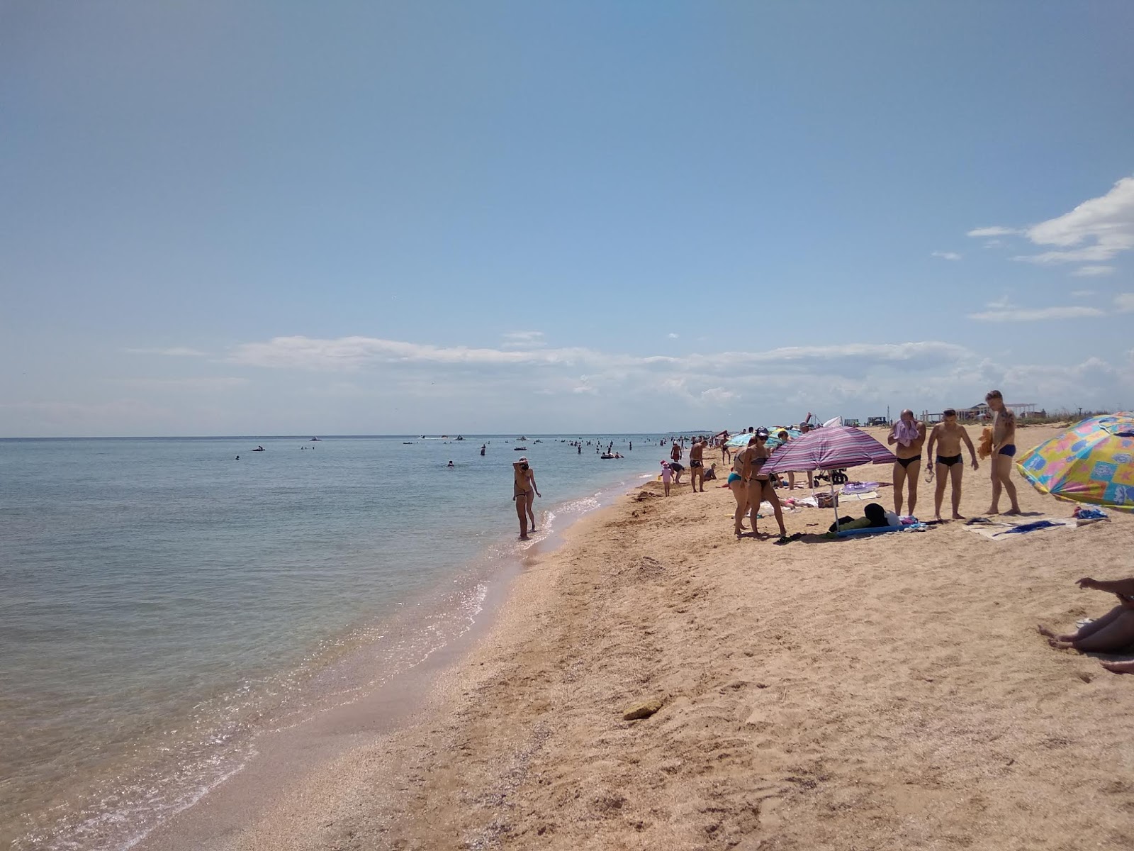 Fotografija Plyazh Shchaslyvtsevo z zelena voda površino