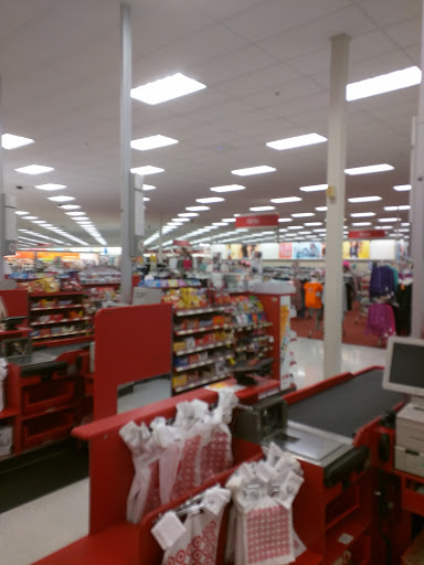 Department Store «Target», reviews and photos, 1235 Point Mallard Pkwy, Decatur, AL 35601, USA