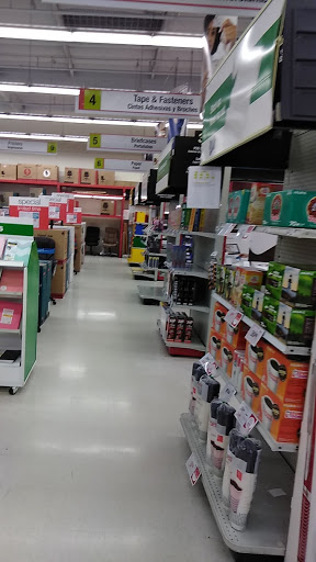 Office Supply Store «Staples», reviews and photos, 3090 Slauson Ave, Huntington Park, CA 90255, USA