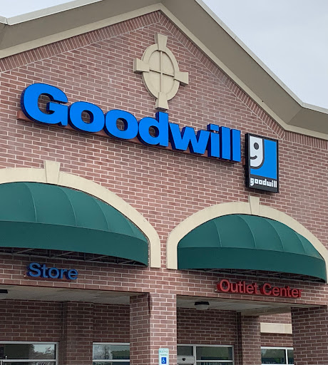 Goodwill Store, Outlet Center & Donation Center, 571 Hepburn Rd, Avondale, PA 19311, USA, 