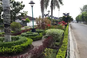 Taman Kartini image