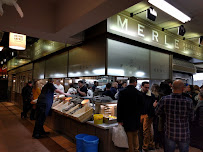 Atmosphère du Restaurant de fruits de mer Merle Huîtres et Coquillages à Lyon - n°8