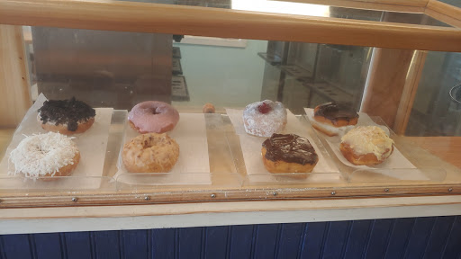 Donut Shop «Flip Flops Donut Shop», reviews and photos, 129 Bogue Inlet Dr, Emerald Isle, NC 28594, USA