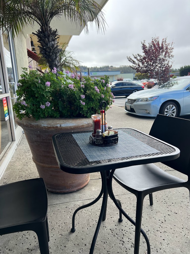 Mavericks Creperie 94019