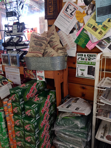 Grocery Store «Bird Dogs Country Store», reviews and photos, 10663 Kings Hwy, Montross, VA 22520, USA