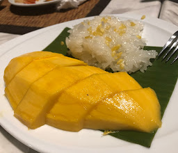 Lamphu Tree Thai Restaurant & Breakfast Buffet (Vegetarian Served) photo