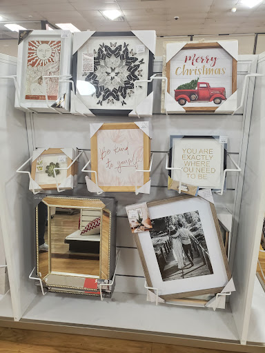 Department Store «HomeGoods», reviews and photos, 309 Newbury St, Danvers, MA 01923, USA