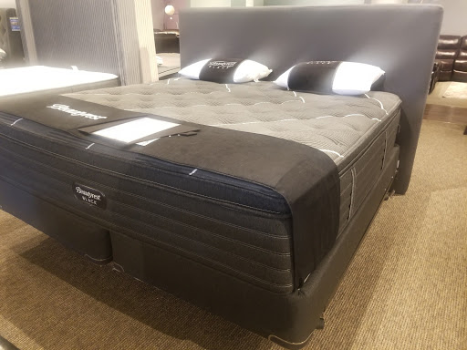 Furniture Store «The RoomPlace», reviews and photos, 701 Milwaukee Ave, Vernon Hills, IL 60061, USA