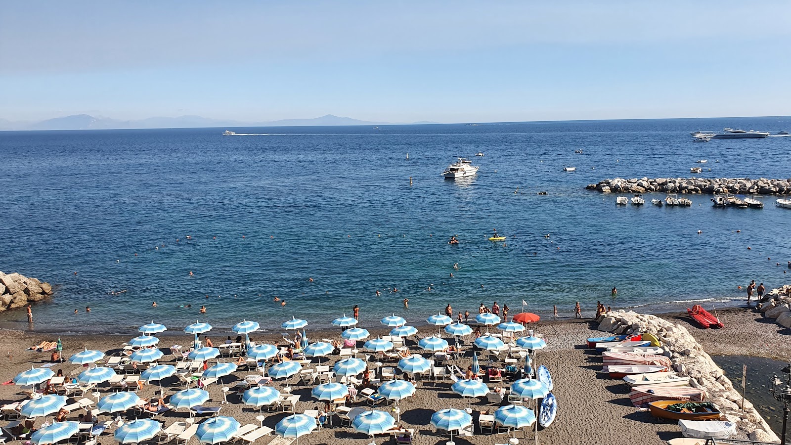 Foto von Spiaggia di Atrani
 teilweise ferienortbereich
