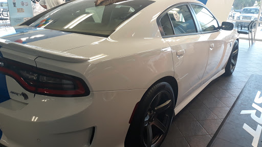 Car Dealer «Gator Chrysler Dodge Jeep», reviews and photos, 840 S Harbor City Blvd, Melbourne, FL 32901, USA