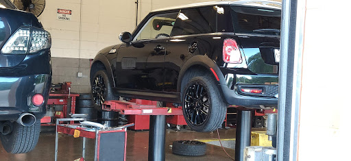 Tire Shop «Firestone Complete Auto Care», reviews and photos, 7727 University Blvd, Winter Park, FL 32792, USA