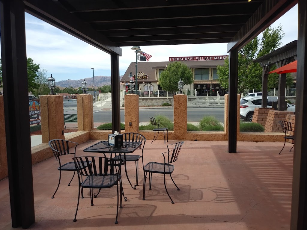 4 Seasons Cafe 93561