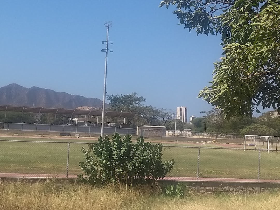 Campo de futbol Universidad del Magdalena