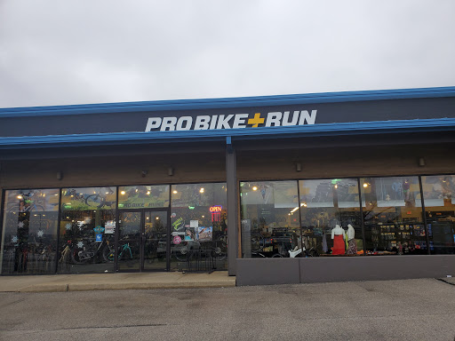 Shoe Store «PRO BIKE+RUN Robinson», reviews and photos, 3100 Robinson Ln, Pittsburgh, PA 15205, USA