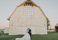 The Moon + Moth - Wedding Photography - Photo 5 - Car repair in , Boise