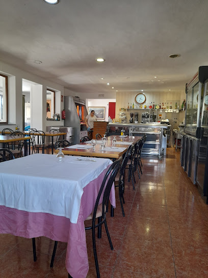 Restaurant l,Eix - Antiga C-25, Carrer del Castell, 2, 25214 Les Oluges, Lleida, Spain