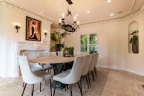 Real Estate Photography & ListingMedia.net - Photo 6 - Car repair in Long Beach, CA, Long Beach