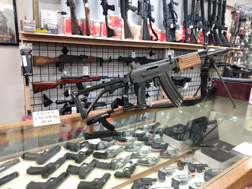 Pawn Shop «Newport Pawn Shop», reviews and photos, 224 SW Coast Hwy, Newport, OR 97365, USA