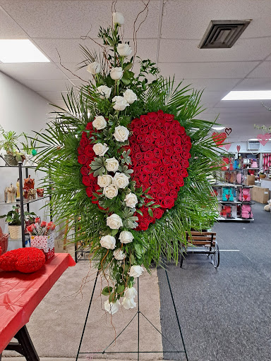 Florist «Finer Flowers», reviews and photos, 645 E Landis Ave, Vineland, NJ 08360, USA
