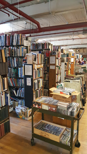 Used Book Store «John K. King Used & Rare Books», reviews and photos, 901 W Lafayette Blvd, Detroit, MI 48226, USA