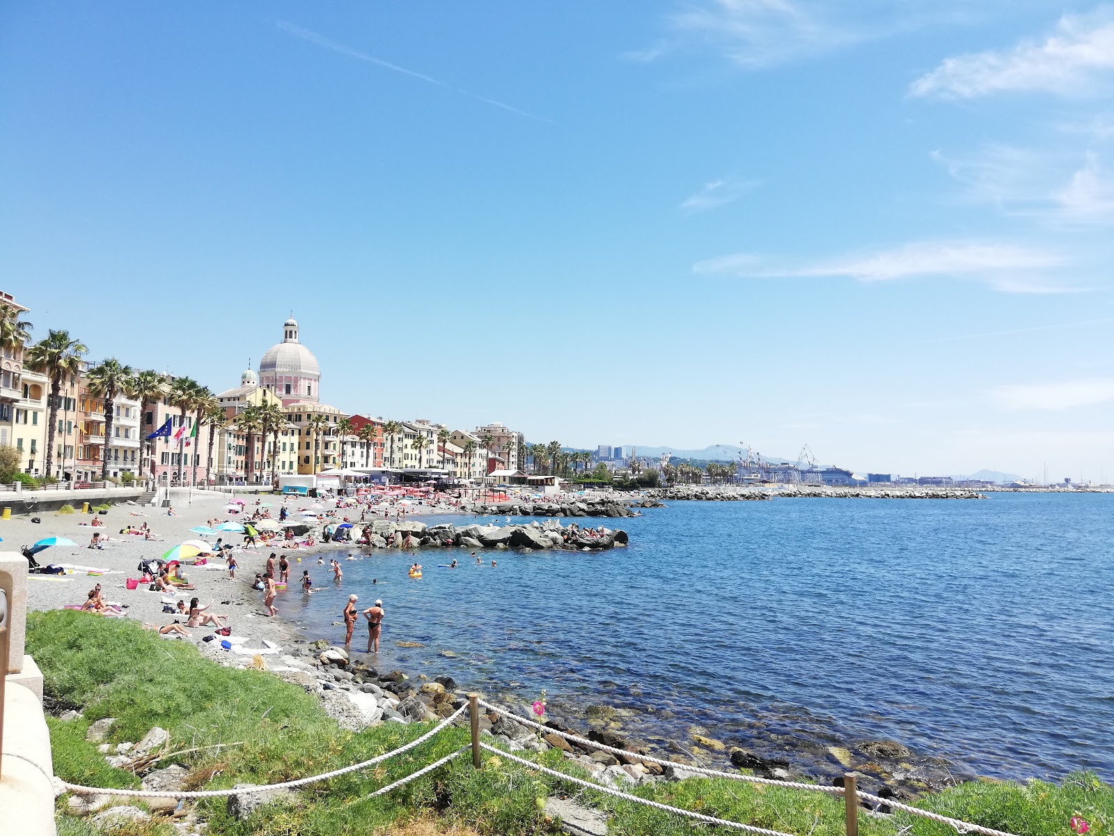 Foto av Genova last beach strandortområde