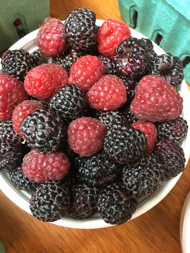 Produce Market «Highland Orchards Farm Market», reviews and photos, 1431 Foulk Rd, Wilmington, DE 19803, USA