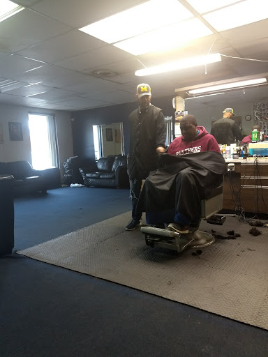 Barber Shop «IN THE CUT BARBERSHOP», reviews and photos, 507 Sycamore St, Niles, MI 49120, USA