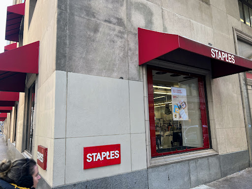 Office Supply Store «Staples», reviews and photos, 1500 Chestnut St, Philadelphia, PA 19102, USA