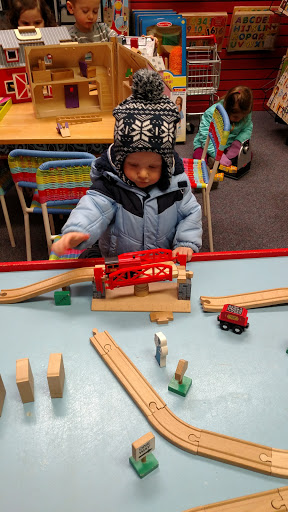 Book Store «Viewpoint Books», reviews and photos, 548 Washington St, Columbus, IN 47201, USA