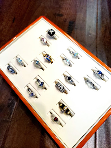 Jeweler «Kimberlys Diamond Corner», reviews and photos, 1 N Liberty St, Powell, OH 43065, USA