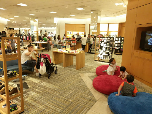 Department Store «Nordstrom», reviews and photos, 501 Garden State Plaza Blvd, Paramus, NJ 07652, USA