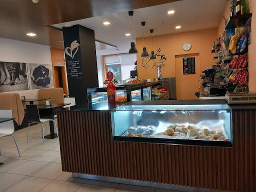 Pastelaria coraçao de trigo no Caíde de Rei, Porto