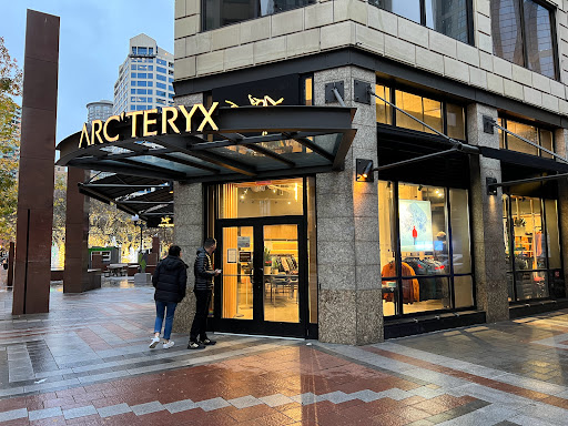 Arc'teryx Seattle Brand Store