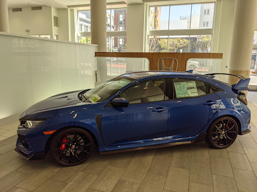 Honda Dealer «San Francisco Honda», reviews and photos, 10 S Van Ness Ave, San Francisco, CA 94103, USA
