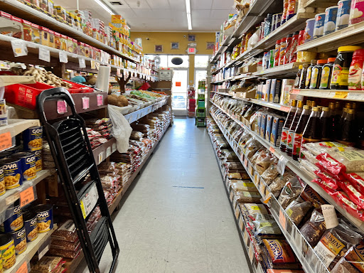 Indian Grocery Store «Himalayan Indian Grocery», reviews and photos, 29 Marchwood Rd, Exton, PA 19341, USA