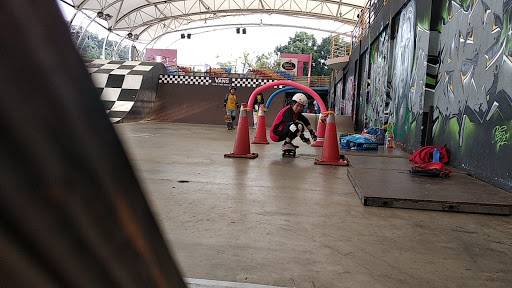 Malaysia Skateboard Lesson