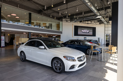 Mercedes Benz Dealer «Mercedes-Benz of Bellevue», reviews and photos, 11850 Bel-Red Rd, Bellevue, WA 98005, USA