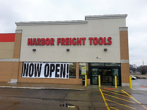 Harbor Freight Tools, 1559 Irving Park Rd, Hanover Park, IL 60133, USA, 