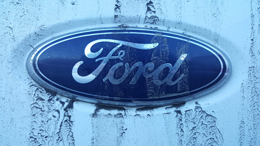 Tire Shop «Les Schwab Tire Center», reviews and photos, 1056 E Woodin Ave, Chelan, WA 98816, USA