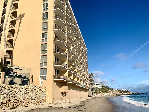 Beach Resort «Surf & Sand Resort», reviews and photos, 1555 S Coast Hwy, Laguna Beach, CA 92651, USA
