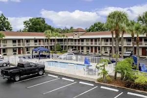 Hotel South Tampa & Suites image